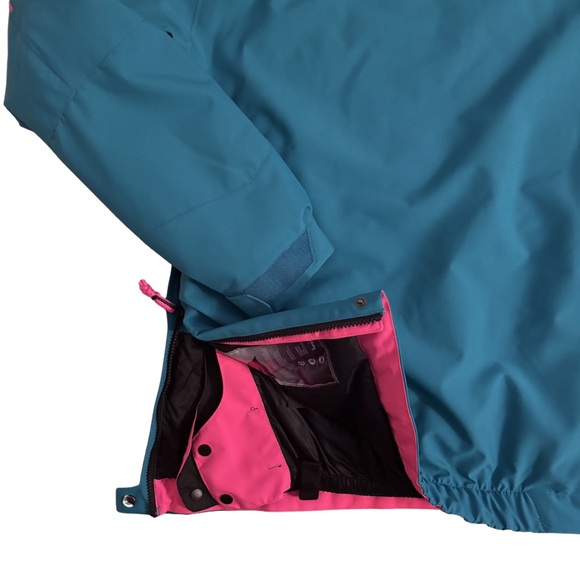 O'Neill Black and Silver Reissue Jacket - Picture 9 of 11